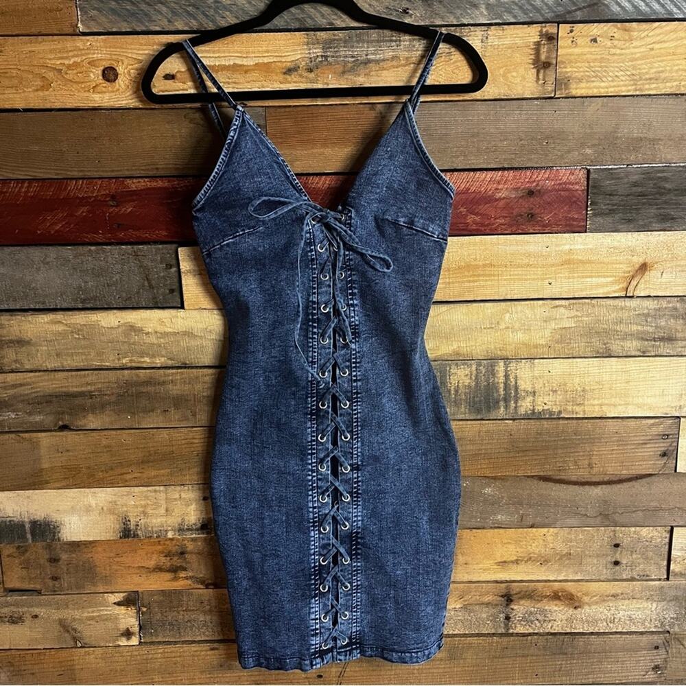 Windsor Denim Lace Up Dress Size Small